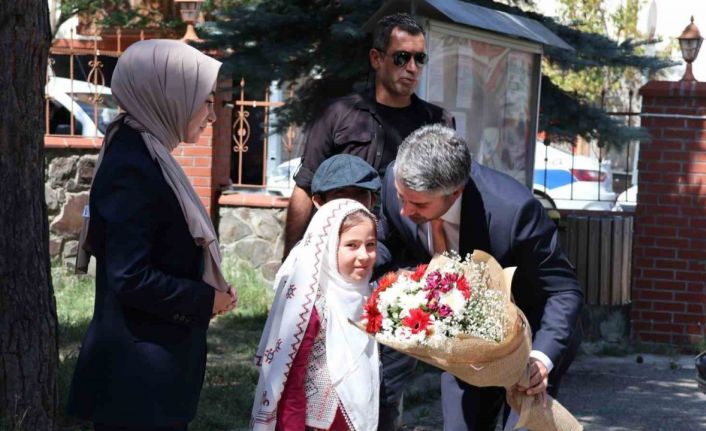 Bakan Yardımcısı Tarıkdaroğlu, "Aileyi güçlendirecek çalışmaları yakından izliyoruz"