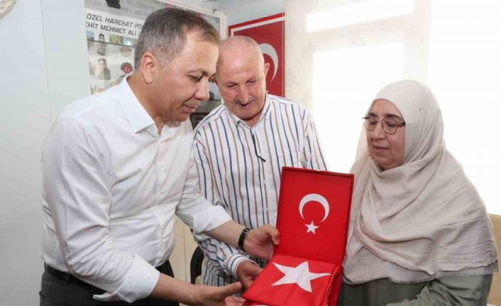 Bakan Yerlikaya’dan şehit Ahmet Doğan’ın Denizli’deki baba ocağına ziyaret