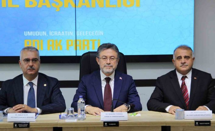 Bakan Yumaklı Çorum’daki yatırım ve projelerle ilgili bilgi aldı