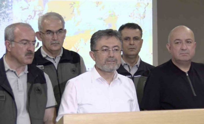 Bakan Yumaklı’dan Çanakkale’deki yangınlara ilişkin açıklama