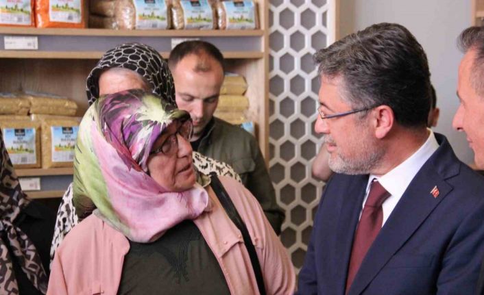 Bakan Yumaklı’dan şap hastalığı açıklaması: "Kırmızı et tedariğinde herhangi bir problem yok"