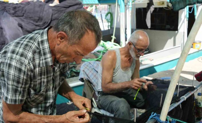 Balıkçılar "Vira Bismillah" demeye hazırlanıyor: "Lüfer senesi olabilir"