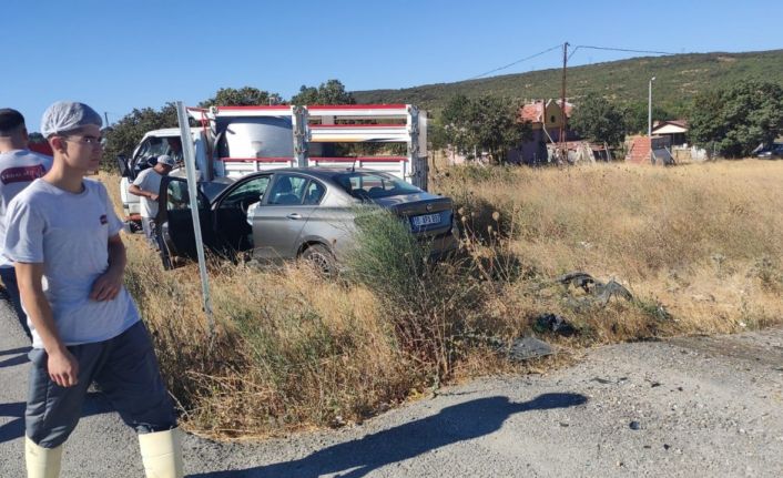 Balıkesir’de trafik kazası: 3 yaralı