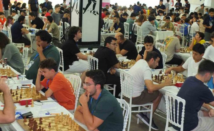 Balıkesir’de uluslararası satranç heyecanı başladı