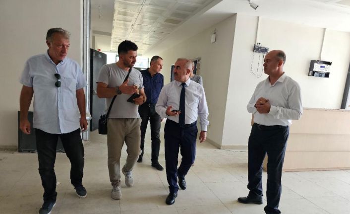 Balıkesir’de yapımı devam eden okullara denetim