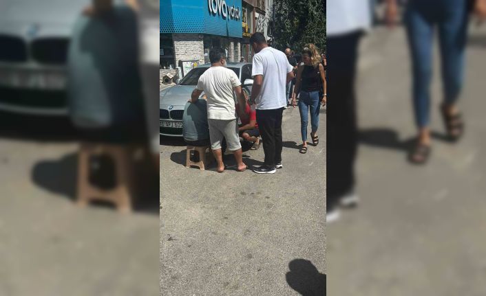 Bandırma’da motosikletin çarptığı yaşlı kadın ağır yaralandı