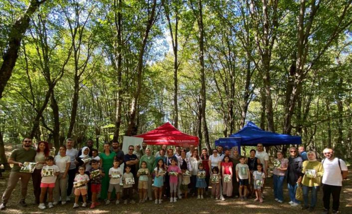 Bartın’da Aile Yılı temalı "Ailemle Ormanda" etkinliği