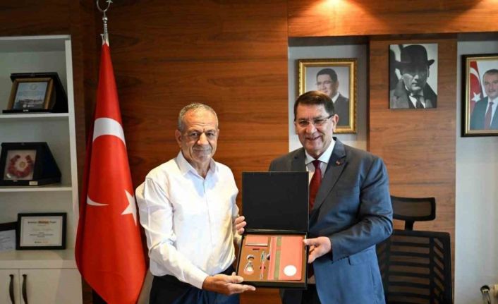 Başkan Adlıhan Dere: "Esnafımızın olduğu her yerdeyiz"