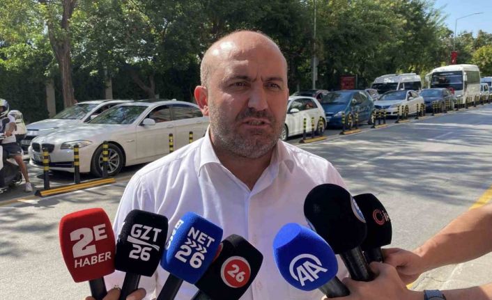Başkan Albayrak: "Bu dubaları boydan boya yapmanın anlamı ne?"