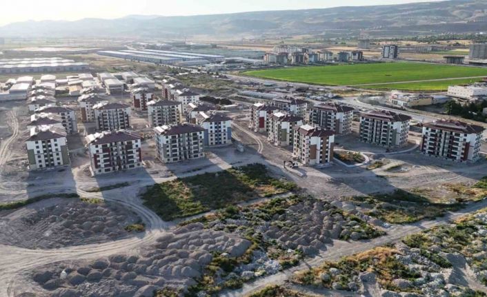 Başkan Büyükkılıç’ın Oruçreis’te 3 milyar TL’lik kentsel dönüşüm projesi hızla ilerliyor