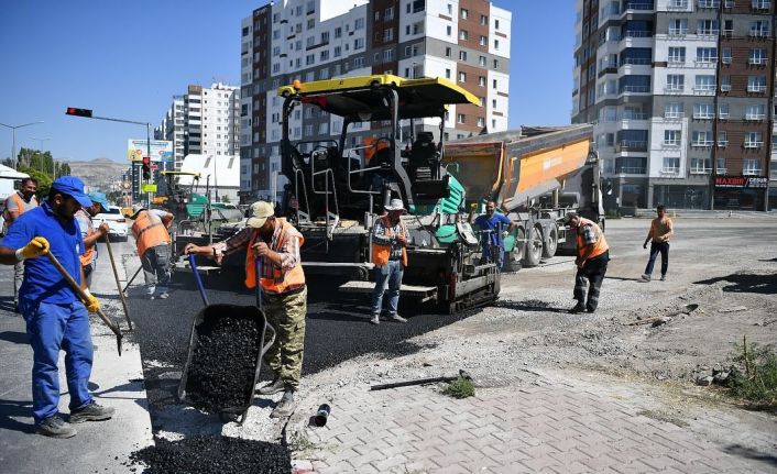 Başkan Büyükkılıç’tan 2 milyon TL’lik Erkilet Bulvarı bağlantı yoluna yakım takip