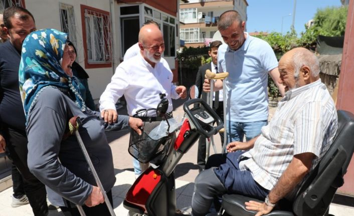 Başkan Çolakbayrakdar: "Her bir hemşehrimizin hayatına değer katmak için çalışıyoruz"