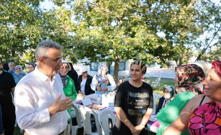 Başkan Kurnaz, mahalle kadın kolları başkanlarıyla buluştu