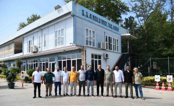 Başkan Özlü, şoförlerin sıkıntılarını yerinde dinledi