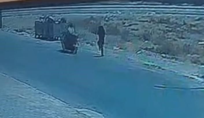 Batman’da çocuğa motosikletli saldırı kameraya yansıdı