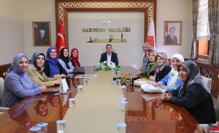 Bayburt’ta el emeği ürünler ve kadın istihdamına yönelik çalışmalar değerlendirildi