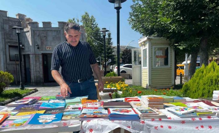 Bayburt’ta yetimler ve ihtiyaç sahibi aileler için hayır çarşısı açıldı