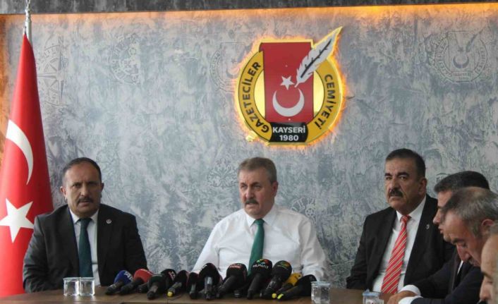 BBP Genel Başkanı Destici: "(ABD’nin ek vergi kararı) Türkiye hemen buna mukabil aynı şekilde karşılık vermelidir"