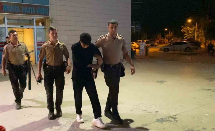 Belindeki kemerden 60 santimlik döner bıçağı çıktı