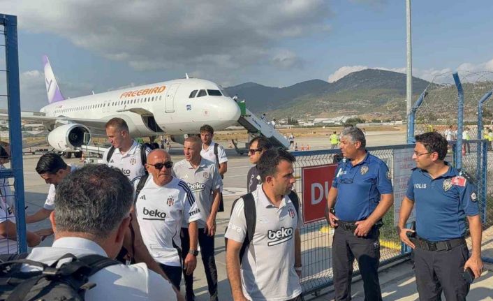 Beşiktaş, Gazipaşa-Alanya Havalimanı’na geldi