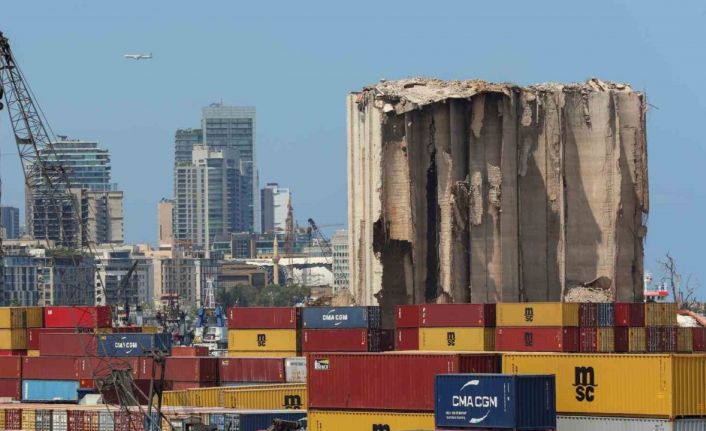 Beyrut Limanı’ndaki patlamada hayatını kaybedenler anıldı