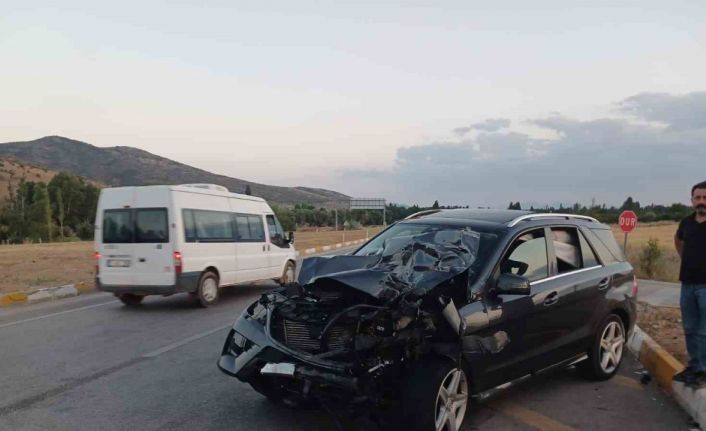 Beyşehir’de meydana gelen üç ayrı trafik kazasında: 6 kişi yaralandı