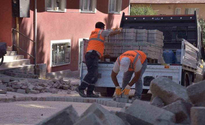 Bilecik Belediyesi kent estetiği için kolları sıvadı
