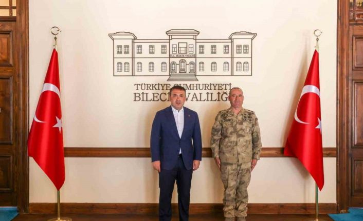 Bilecik’te yeni komutanlar göreve başladı