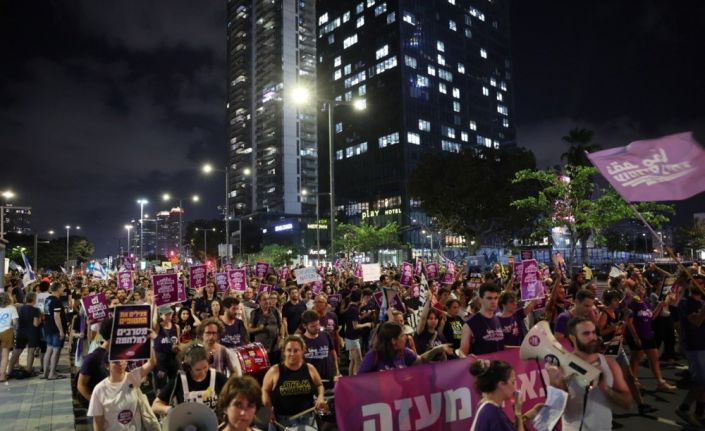 Binlerce İsrailli’den Gazze saldırılarına protesto: 38 gözaltı