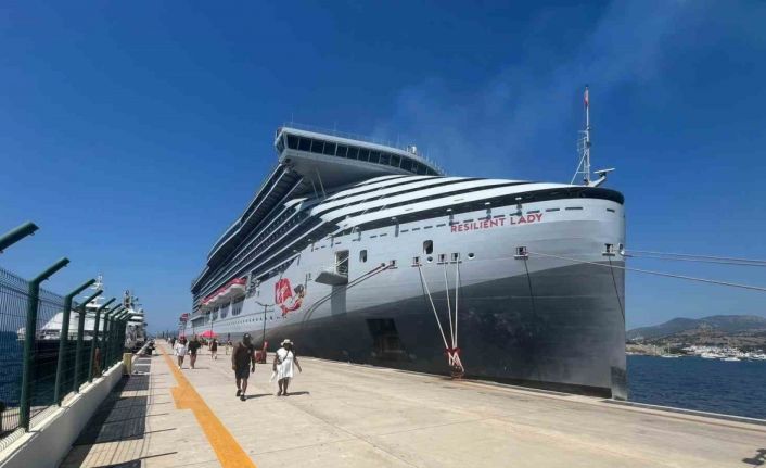 Bodrum’a 2 bin 577 yolcu getirdi