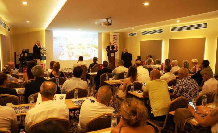 Bodrum’da "365 gün bodrum mümkün mü?" zirvesi yoğun ilgi gördü