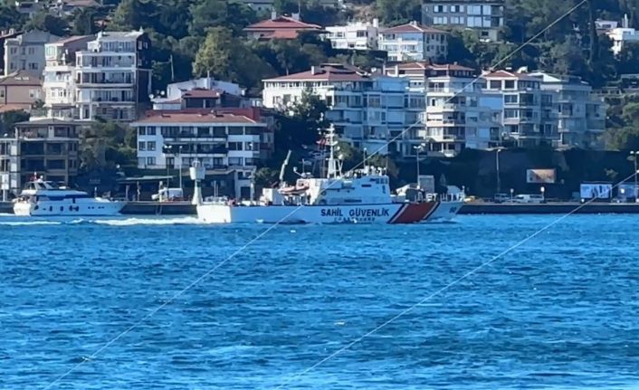 Boğazda kaybolan Rus yüzücüyü arama çalışmaları devam ediyor