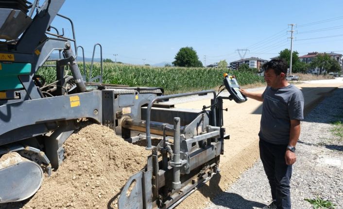 Bolu Belediyesi ekipleri şehrin dört bir yanında çalışıyor