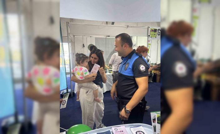 Bolu’da polis ekipleri vatandaşları bilgilendirdi