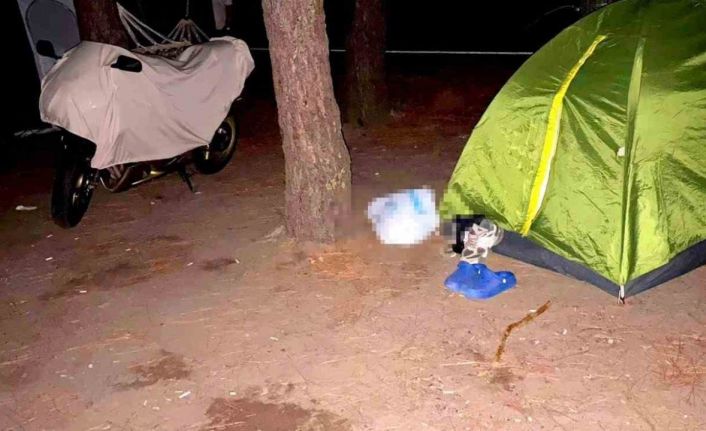 Boşanmak üzere olduğu eşini öldürüp kaçtığı Sinop’ta yakalanan şahıs Trabzon’a getirildi