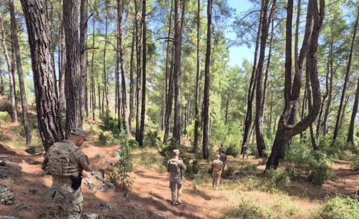 Burdur’da jandarmadan orman yangınlarına karşı 24 saat devriye