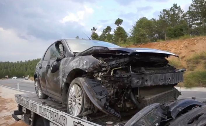 Burdur’da otomobil devrildi: 2 yaralı