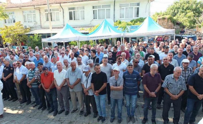 Burhaniye’de eski başkan Naci Söyler son yolculuğuna uğurlandı