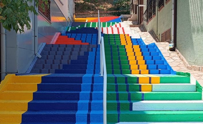 Bursa’da cadde ve sokaklar sanatla buluşuyor