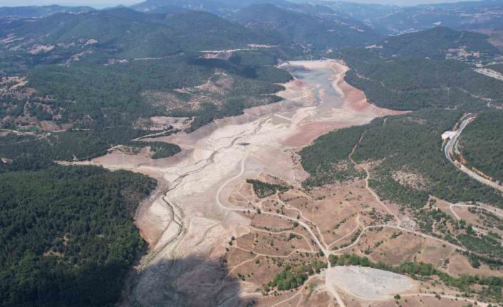 Bursa’nın bir barajı tamamen kurudu, 35 günlük su kaldı