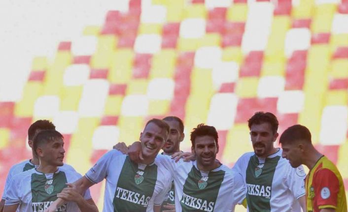 Bursaspor sezona tarihi galibiyetle başladı: 8-0