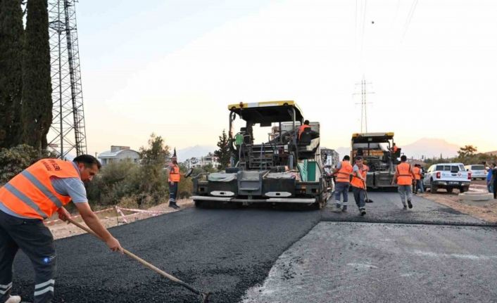 Büyükşehir’den Şehir Hastanesi yoluna sıcak asfalt