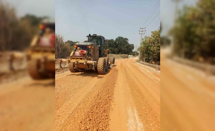 Büyükşehir’le kırsal kesimde yol kalitesi artıyor