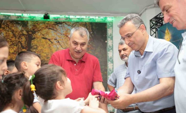 Camiler çocuk sesleriyle şenleniyor