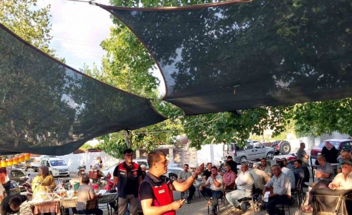 Çanakkale’de Akdeniz meyve sineği ile biyoteknik mücadele eğitimleri sürüyor