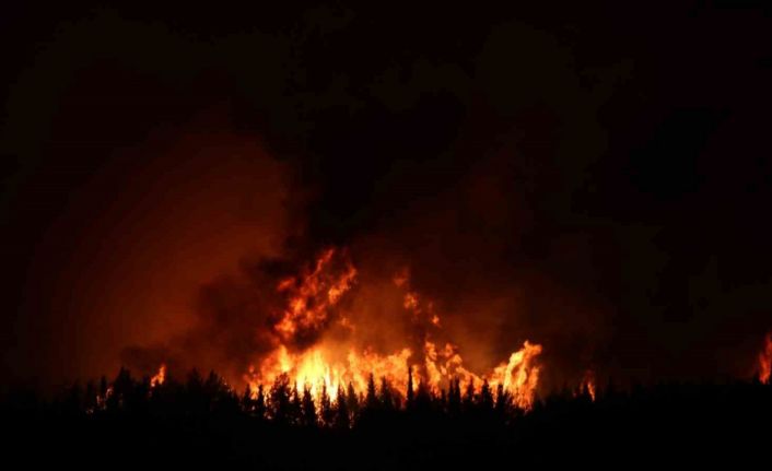 Çanakkale’de tedbir amacıyla tahliye edilen 5 köyden 251 kişi güvenli alanlara sevk edildi