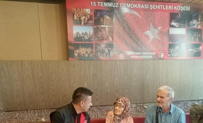 Çanakkale’de yangın sebebiyle tahliye edilen vatandaşlara psikolojik destek