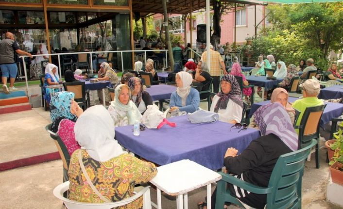 Çınarcık’ta depremde hayatlarını kaybedenler unutulmadı