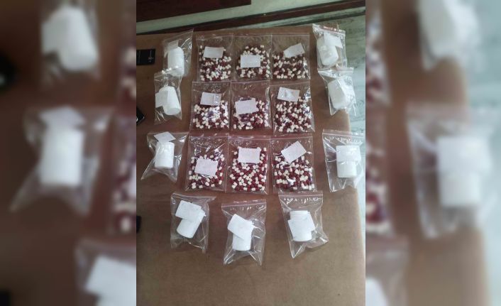 Cips paketinden uyuşturucu çıktı, silahlar ele geçirildi