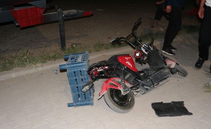 Cizre’de otomobil motokuryeye çarptı: 1 yaralı